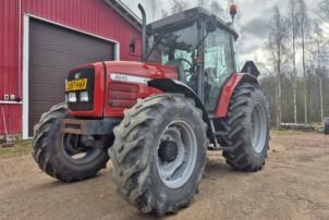 Massey Ferguson 4245