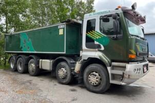 Sisu E11M 10x2, soralämpölava kipillä