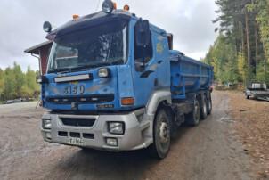 Sisu 10.8 + Jyki sorakasettiyhdistelmä