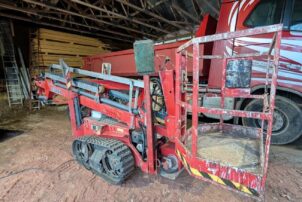 Leguan 125 henkilönostin