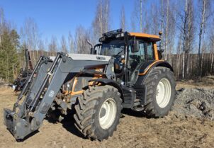 Valtra N143V