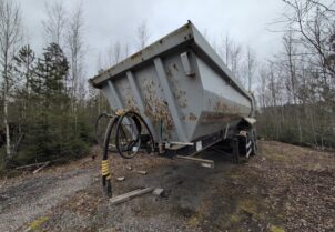 D.M.C Meiller sorakippiperävaunu