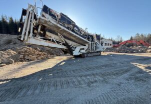 Metso Lokotrack ST356 2 tasoseula