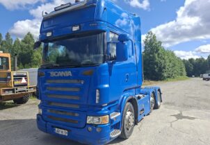 Scania R 12 L-6X2 11.7 vetopöytäauto