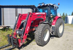 Massey Ferguson 5612