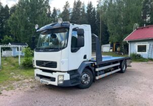Volvo FL 4x2 Konelava