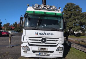 Mercedes-Benz Actros 2544 nosturiauto