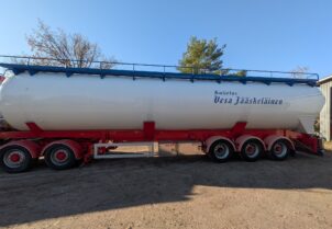 Feldbinder KIP 63.3 kippipuoliperävaunu