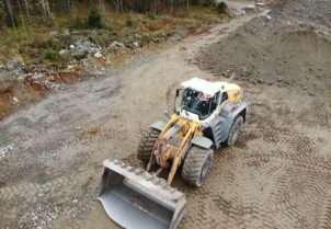 Liebherr 586 XPower
